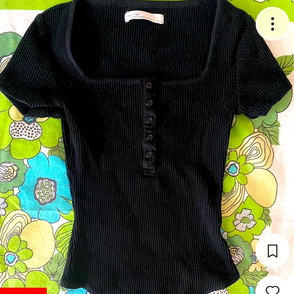 Short sleeve bodysuit - never worn